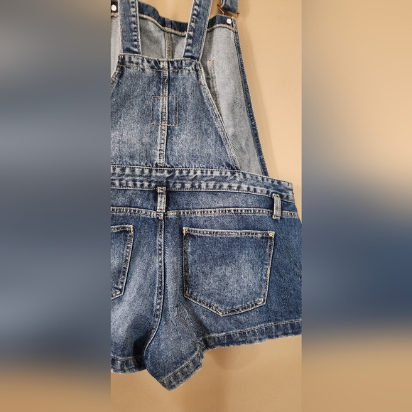 Zara Overalls TRF Blue Denim Womens Shorts Size L With Zipper On The Side - Picture 7 of 16